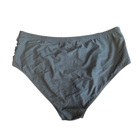 Bikini Bottom - Picture 2 of 3